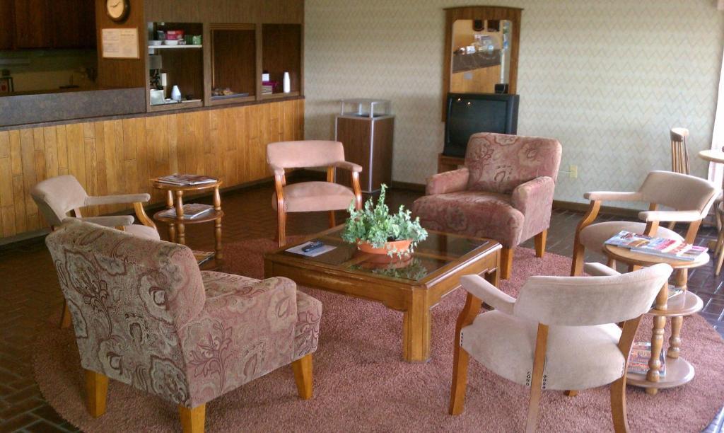 Old Towne Motel Westby Ngoại thất bức ảnh