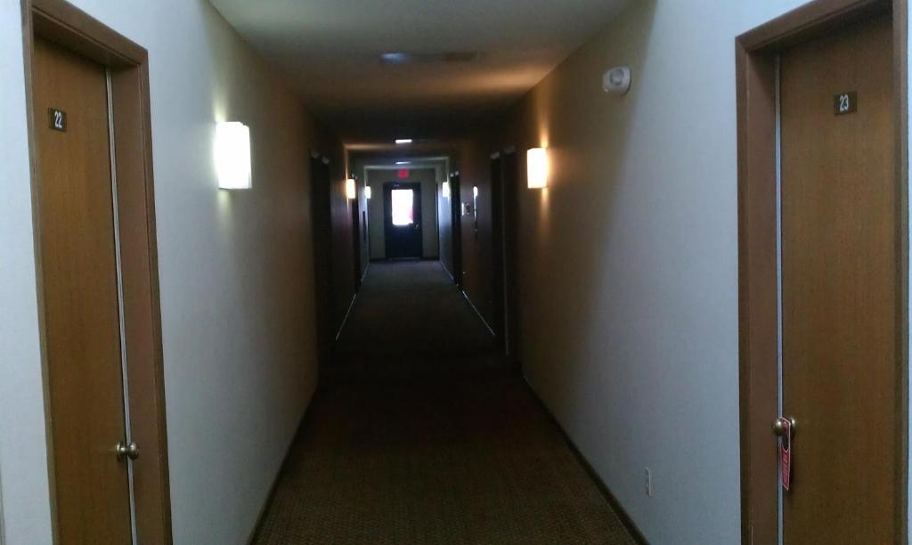 Old Towne Motel Westby Ngoại thất bức ảnh