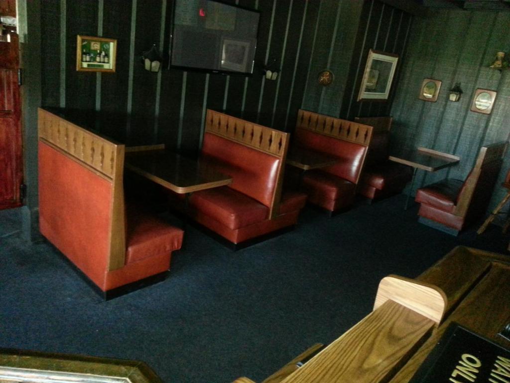 Old Towne Motel Westby Ngoại thất bức ảnh